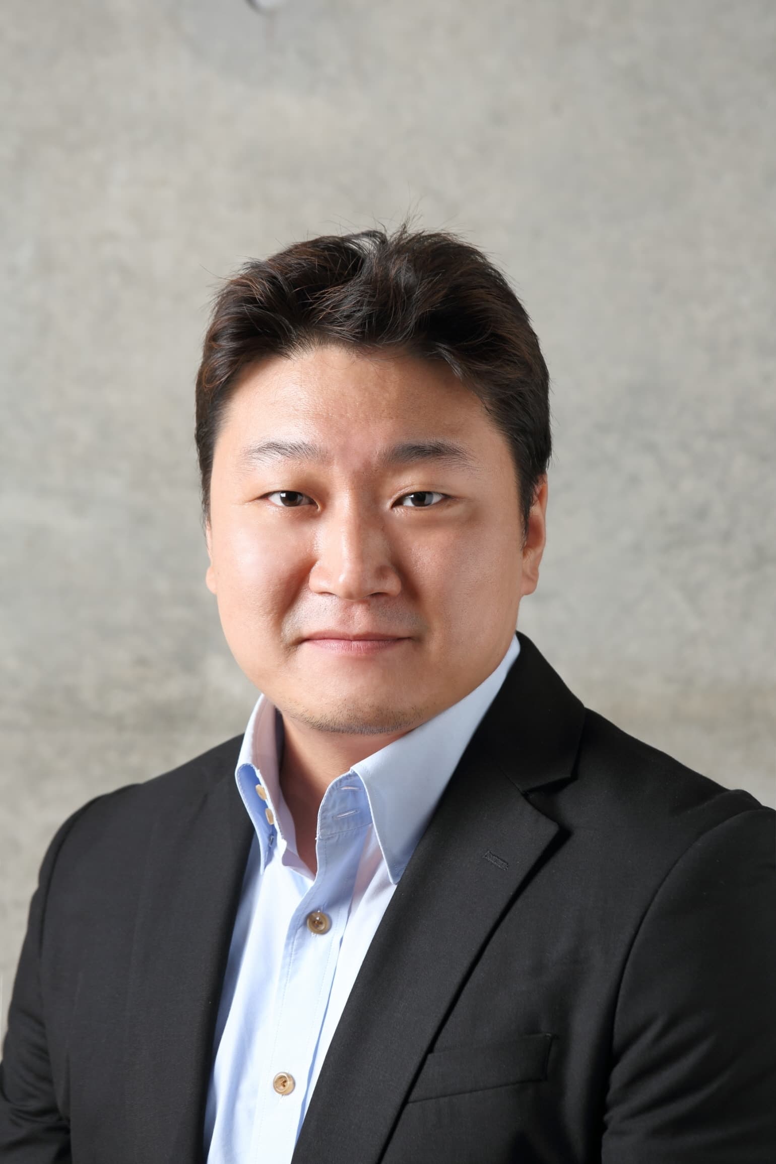 Prof. Buhm-Suk Baek - Professor at Kyung Hee University Law School